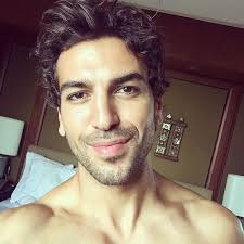 Immer mehr schauspieler gehen unter die gastronomen. 10 Best Hot Actors Images Hot Actors Actors Guys