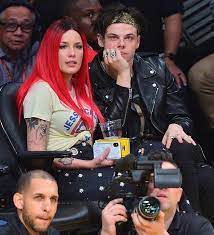 Megan thee stallion) butter (hotter remix) butterfly. Anti Seulmin Fans Halseyxbts Pt 2 Is Halsey Dating A Bts Member