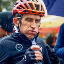 Thomas stürzt im Finale, aber die Konkurrenz wartet