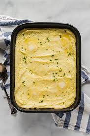 Is It Even A Holiday Dinner Without Mashed Potatoes I Say Ditch The Hassl Make Ahead Mashed Potatoes Mashed Potatoes Recipe With Cream Cream Cheese Potatoes