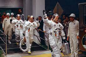 25, 2012, the day neil armstrong died, and was updated this week with a new video to commemorate the anniversary of armstrong's death. Would Dad Approve Neil Armstrong S Heirs Divide Over A Lucrative Legacy The New York Times