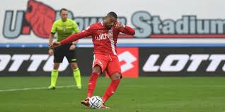 Who is the owner of chievo verona football club? Monza Loses 1 2 To Chievo Verona In Unlucky Afternoon Associazione Calcio Monza S P A