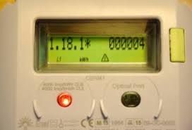 Los contadores de luz inteligentes incorporan una pantalla digital que nos permite controlar el equipo de medida. 6 Claves Para Entender Los Contadores Digitales Ecoserveis