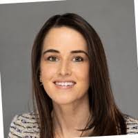 Leah Gentle's Instagram, Twitter & Facebook