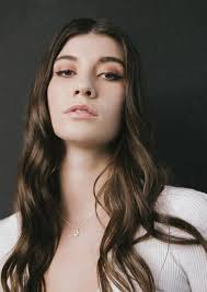 Carlton dancer chases 2022 Top Model Australia title