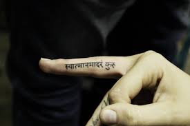 Another minimalistic tattoo, the hot air balloons are directly connected with the idea of absolute. Minimalist Tattoo Ideas Designs That Prove Subtle Things Can Be The Most Beautiful Black Poison Tattoo Studio