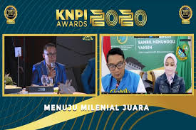Pembangunan modal insan pendidikan adalah perkara yang amat diperlukan kerana dapat meningkatkan bina upaya generasi muda malaysia kearah melahirkan guna tenaga yang terlatih dan berdaya saing, sepadan dan mencukupi dengan keperluan negara pada masa hadapan. Knpi Nobatkan Ridwan Kamil Bapak Pembangunan Kepemudaan Jawa Barat Halaman 1