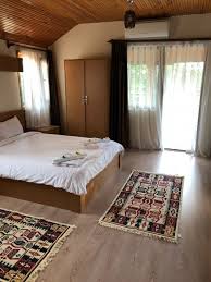 Bolu Nun Karacasu Mevkiinde Yemyesil Ormanla Cevrili Bir Alana Konuklarina Hizmet Veren Garden Termal Otel Golcuk Milli Pa Ev Icin Ev Dekoru Mobilya Fikirleri