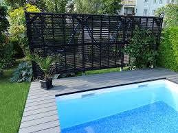 Auf Dem Bild Sehen Sie Eine Solar Poolheizung Als Zaun Variante Poolheizung Solarheizung Solarabsorber Poolheizung Solarheizung Gartendesign Ideen