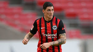 Steven zuber is looking to depart eintracht frankfurt before the transfer window slams shut at the end of the month. B K2ip9q8bxfvm