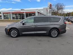 Image result for Gray Cray 2023 Chrysler