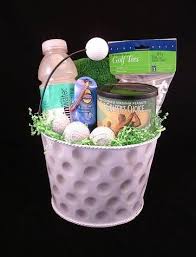 Ideas On How To Make Homemade Golf Gifts Ehow Com Golf Birthday Gifts Golf Gifts For Men Unique Golf Gift