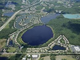 Carlton arms is located at 5200 riverfront drive bradenton, fl and is managed by flf management, llc, a reputable property management company with verified listings on rentcafe. Lake Carlton Arms Apartments For Rent In Lutz Fl Forrent Com