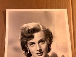 Mary Ellen Kay Very Rare Very Early Autographed 8/10 Photo '51 Voodoo Woman 