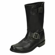 When you are thinking about safety, don't forget about your feet. Mens Harley Davidson Boots Lawson