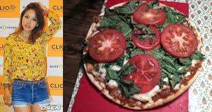 Lee Hyori Shows Off Her Self Made Vegetarian Pizza Vegetarian Pizza Homemade Pizza Vegetarian