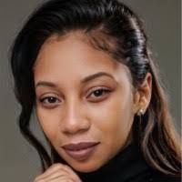 Valerie Dingle's Instagram, Twitter & Facebook