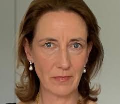 Alexandra Carey's Instagram, Twitter & Facebook