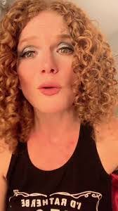 Kare Bear's Instagram, Twitter & Facebook