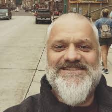 Does anyone know the best way to go about this ?