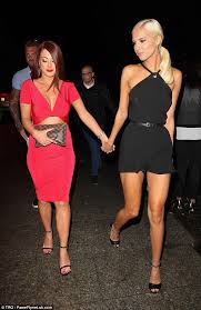 Jess Wright Catches Cab Home With Love Island S Max Morley Love Island Winner Love Island Style Inspiration