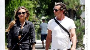 Ihre mutter ist schauspielerin simone thomalla, ihr vater andré vetters theaterschauspieler. Sophia Thomalla Ich Bin Gern Der Scharfe Feger Stern De