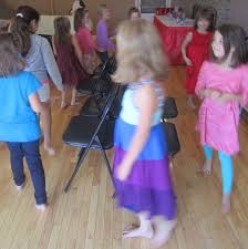 Poppins Party Game Step In Time Musical Chairs Game Mary Poppins Party Kids Party Games Disney Party