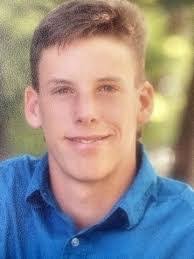 Robert Brugh's Instagram, Twitter & Facebook