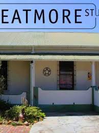 Image result for tbn:F7HKJEZ28fhrGM::www.artthrob.co.za/06jan/images/borland02a.jpg