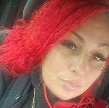 Mandy Gee's Instagram, Twitter & Facebook