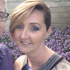 Debbie Royce's Instagram, Twitter & Facebook