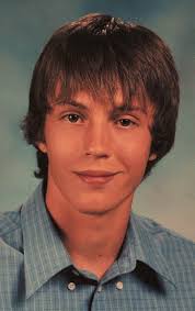 Police move to smaller searches as bitter cold continues