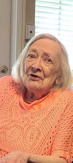 Amber Dankert's Instagram, Twitter & Facebook