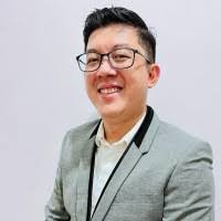 Albert Thong's Instagram, Twitter & Facebook