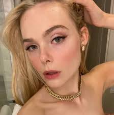 Elle Fanning