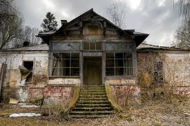 You can find this game in quests, search items, for tablet sections, where also located a number of similar free online games. The World S Most Spooky Abandoned Houses Loveproperty Com