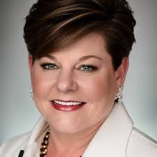 Stacey Youmans's Instagram, Twitter & Facebook