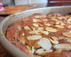 Apple And Sultana Cake Sultana Cake Cake Recipes Uk Delicious Cake Recipes