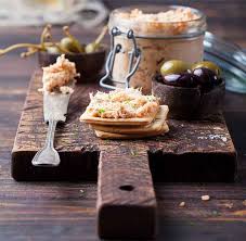 Preparare il tonno sott'olio in casa è molto semplice ma una parte fondamentale è rappresentata dal procedimento per la sua conservazione, che deve essere impeccabile. Ricetta Fatta In Casa Tonno Sott Olio