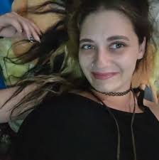 How to handle a cicada without it screaming in Dyer, TN?