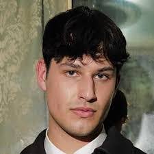 Zak Heath's Instagram, Twitter & Facebook