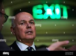 Sir thomas smith hi-res stock photography and images