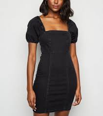 Robe col carré doublée devant manches courtes en modal clara18. Robe En Jean Noire A Col Carre Et Manches Bouffantes New Look