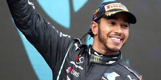 Lewis hamilton was born on 7 january 1985 in stevenage, england. Akhirnya Lewis Hamilton Perpanjang Kontrak Dengan Mercedes Di Formula 1 2021 Bola Net