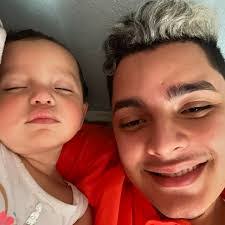 Eric Zack's Instagram, Twitter & Facebook