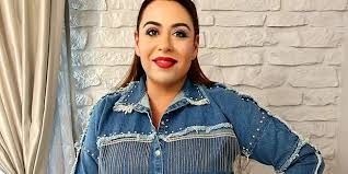 Vedeta a fost asupru criticată pentru trupul ei și a stârnit numeroase bancuri în mediul online pe baza kilogramelor în plus pe care le în ultimele luni, oana roman a slăbit aproximativ 10 kilograme. Oana Roman Am SlÄƒbit 5 MÄƒsuri La Haine Dar Nu MÄƒ Opresc Aici DezvÄƒluiri Despre CÄƒsnicia Ei È™i RelaÈ›ia Cu PÄƒrinÈ›ii Suceava News Online