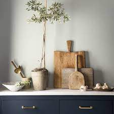 Maybe you would like to learn more about one of these? Color Trends Color Of The Year 2019 Metropolitan Af 690 Benjamin Moore