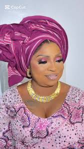 LAGOS MAKEUP ARTIST(DMA)