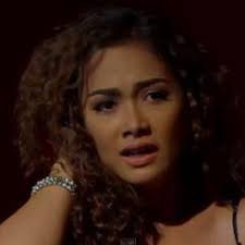 Mia Sandoval (@miasandoval02)