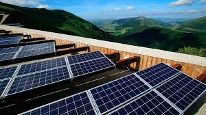 How Solar Panels Could Capture A Lot More Sunlight On Slanted Roofs Solar Panels Solar Energy Panels Best Solar Panels